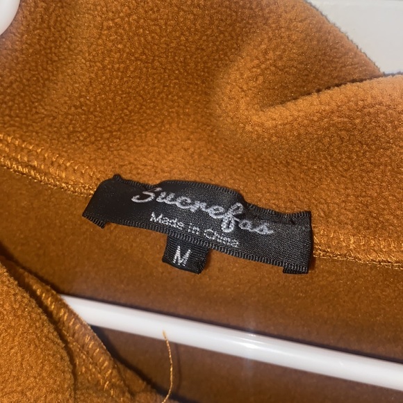 Cheetah fleece - Picture 2 of 2